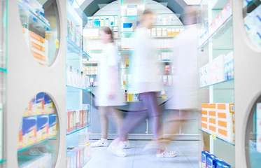 Crédence de cuisine en verre imprimé Pharmacie Blurred scene of pharmacy store