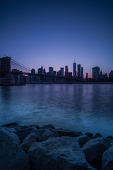 Fototapeta premium Manhattan view during twilight from dumbo location