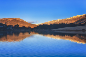 Obraz premium SM Crackenback Lake Reflect