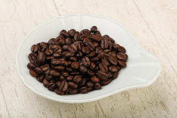 Roasted coffee beans