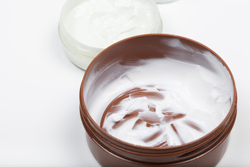 Moisturising cream
