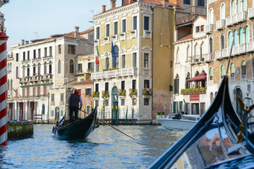 Fototapeta na wymiar Gondolier in Venice