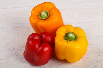 Raw bell pepper