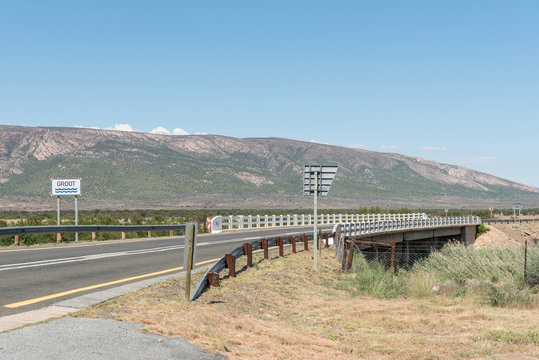 Bridge over the Grootrivier at the Beervlei dam
