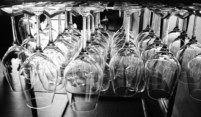 бокалы в ресторане