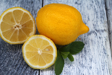 Citrus fruits and mint
