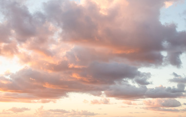 Naklejka na ściany i meble Beautiful pastel cloudy sunset