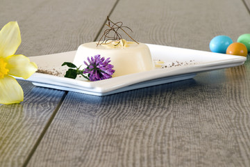 La panna cotta, prelibatezza per allietare la Pasqua