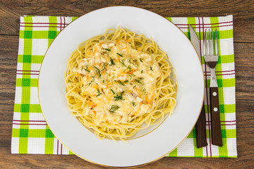 Spaghetti with creamy gravy