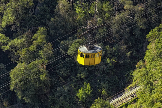 Yellow cabin of the funicular