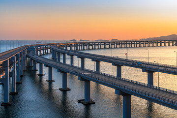 Obraz premium Dalian Cross-Sea Bridge at dusk.