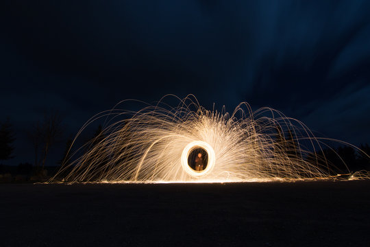 Funken mit Stahlwolle Lightpainting im Harz