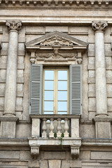 Obraz premium Ornamental window of Palazzo Maffei in Verona. Italy