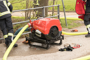 Feuerwehr, Österreich, Unfall, Wasserpumpe, Überschwemmung, Einsatz, Blaulicht,