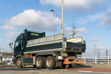 ダンプカー © xiaosan