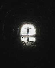 uomo tunnel