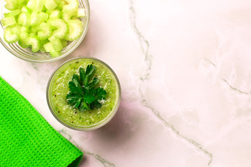 Blended green smoothie