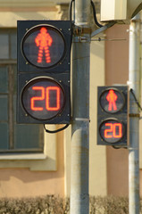 Naklejka premium Traffic lights at the intersection.