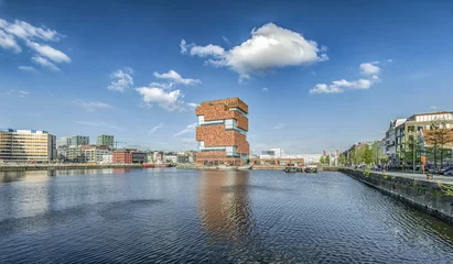 Abwaschbare Fototapete Antwerpen ANTWERPEN, BELGIEN - 13. APRIL 2017 Museum aan de Stroom MAS