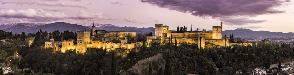  Panorama of Alhambra palace in Granada,Spain - obrazy, fototapety, plakaty