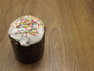 traditional, holiday, egg, sweet, spring, kulich, dessert, festive, bread, easter, food, cake, homemade, symbol, flower, russian, culture, celebration, background, orthodox, white, decoration, baked, 