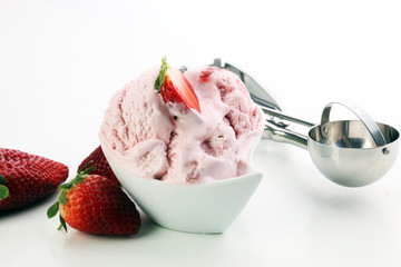 strawberry ice cream