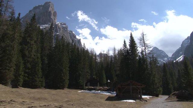 Lienzer Dolomiten, Insteinh&uuml;tte, Insteinkapelle, Alm, Roter Turm, Laserzkopf, Gro&szlig;e Sandspitze, Simonskopf, Seekofel