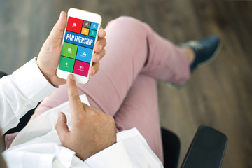 COMMUNICATION TECHNOLOGY INTERNET APP BUSINESS PARTNERSHIP CONCEPT