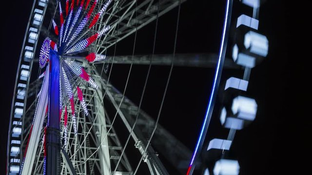 Time lapse de la grande roue de la ville de Paris en plan rapproch&eacute;, France