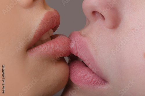Lesbainse Kissing Girls