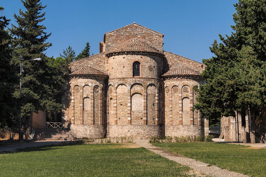 Italien - Kalabrien  - Piragineti - Abbazia del Patire