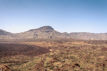 Montañas en la base del Teide