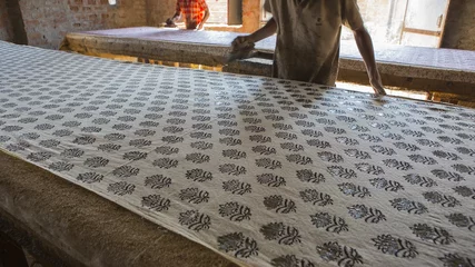 Gordijnen Block Printing for Textile in India. Jaipur Block Printing Traditional Process © kalcutta