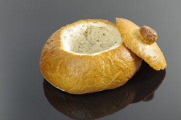 empty bread bowl with a lid