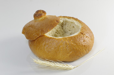 empty bread bowl with a lid
