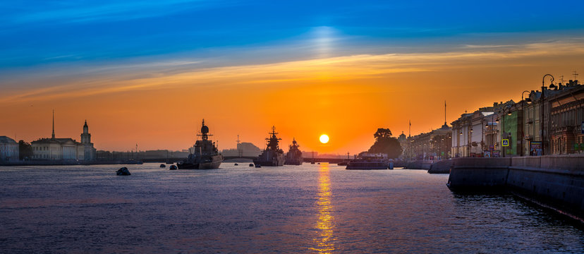 Holiday of the Russian Navy. St. Petersburg. Warships. SPb.