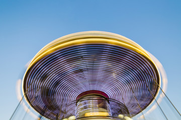 Spinning carousel