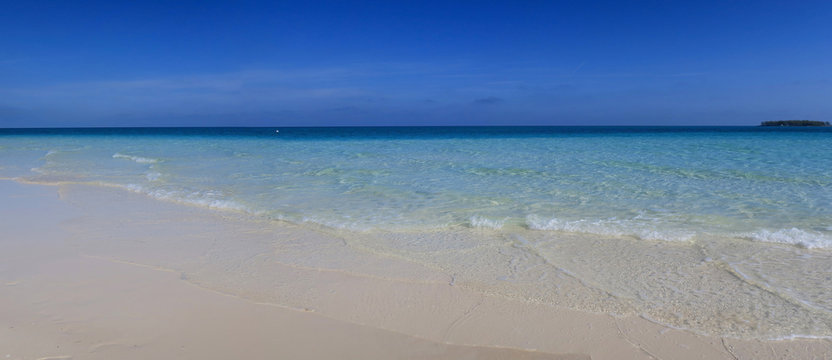 Panorama de la plage de cayo coco playa pilar, la plus belle de cuba