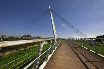 Obraz premium millenium foorbridge over river severn worcester worcestershire england uk