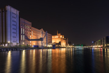 Fototapeta na wymiar Inner Harbor Duisburg Nightshot / Germany