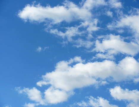 photo of white clouds on blue sky