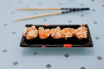 Salmon Suchi set