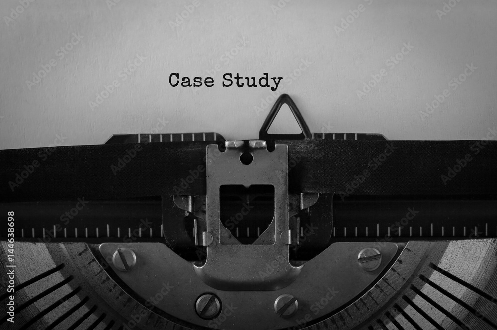 Aufkleber Text Case Study typed on retro typewriter