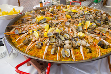 Tradition Seafood Spanish Paella