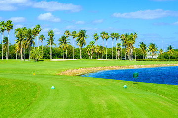 Obraz premium Beautiful golf course