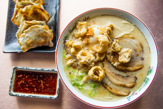 a fusion taste of authentic japanese ramen and la paz batchoy