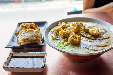 a fusion taste of authentic japanese ramen and la paz batchoy