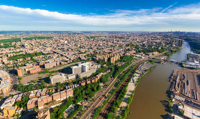 Aerial view of the Bronx, NY - obrazy, fototapety, plakaty