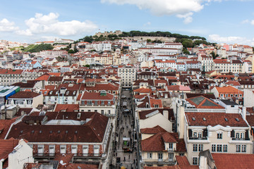 Fototapeta na wymiar リスボンの町の眺め