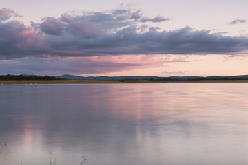 Obraz na płótnie Canvas Lake Leslie near Warwick, Queensland in the late afternoon.